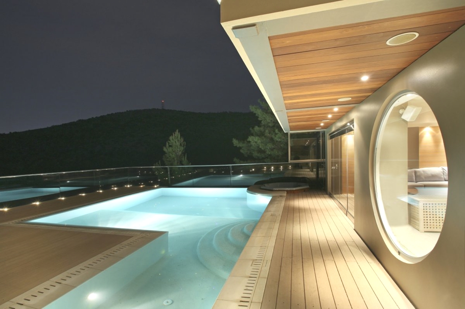 Частный особняк Oikia Panorama Voulas в Афинах Частный особняк Oikia Panorama Voulas в Афинах luxury villa athens greece 02