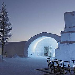 icehotel-entrance-01