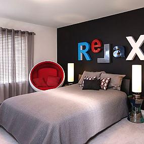 masculine-bedroom-with-playful-design