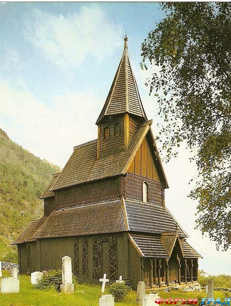 деревянная церковь Урнес