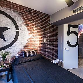 36-dashing-industrial-bedrooms-7