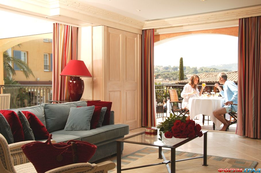 luxury-french-hotel