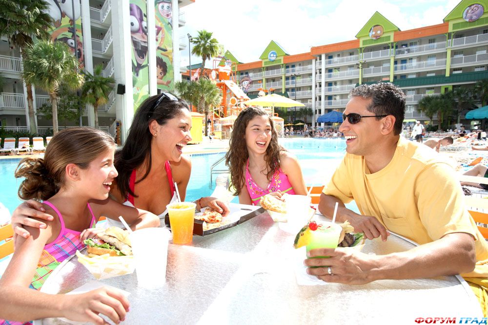 В отеле Nickelodeon Suites Resort