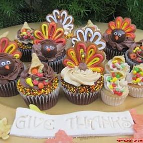 thanksgiving-cupcake-decorating-ideas-31