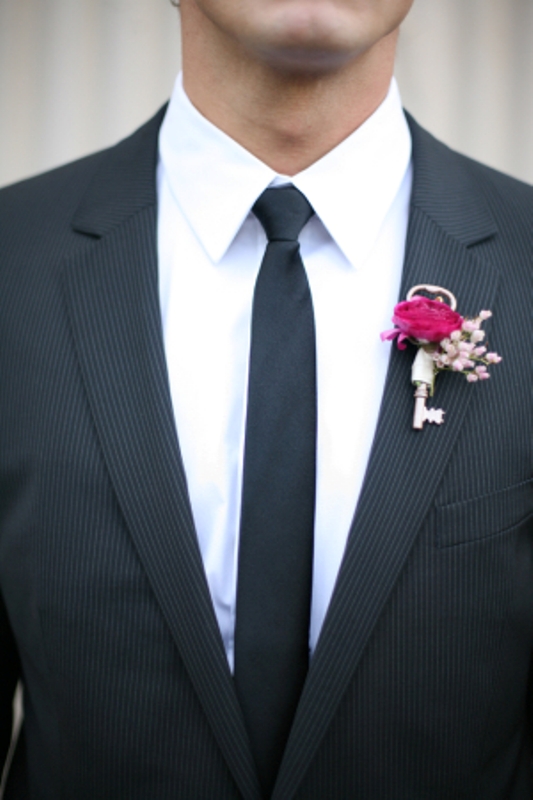 unique-boutonnieres-ideas-for-perfect-and-special-grooms
