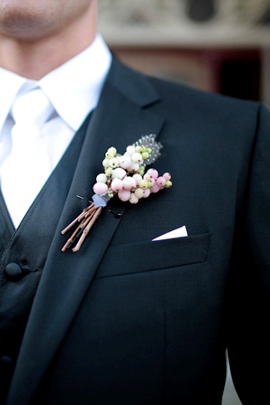unique-boutonnieres-ideas-for-perfect-and-special-grooms