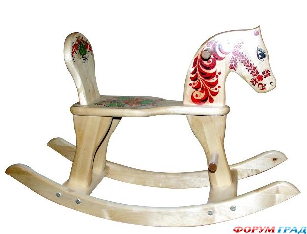 Конь-качалка  с хохломской росписью