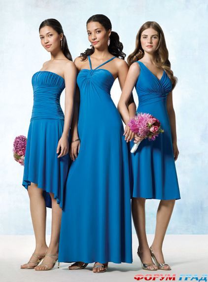 Подружки невесты в синих платьях