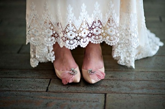 gorgeous-vintage-wedding-shoes