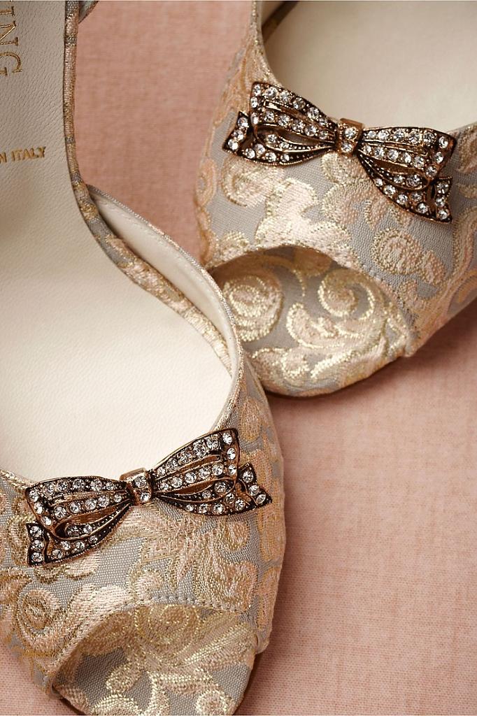 gorgeous-vintage-wedding-shoes