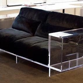 acrylic-furniture-a-sleek-style-17