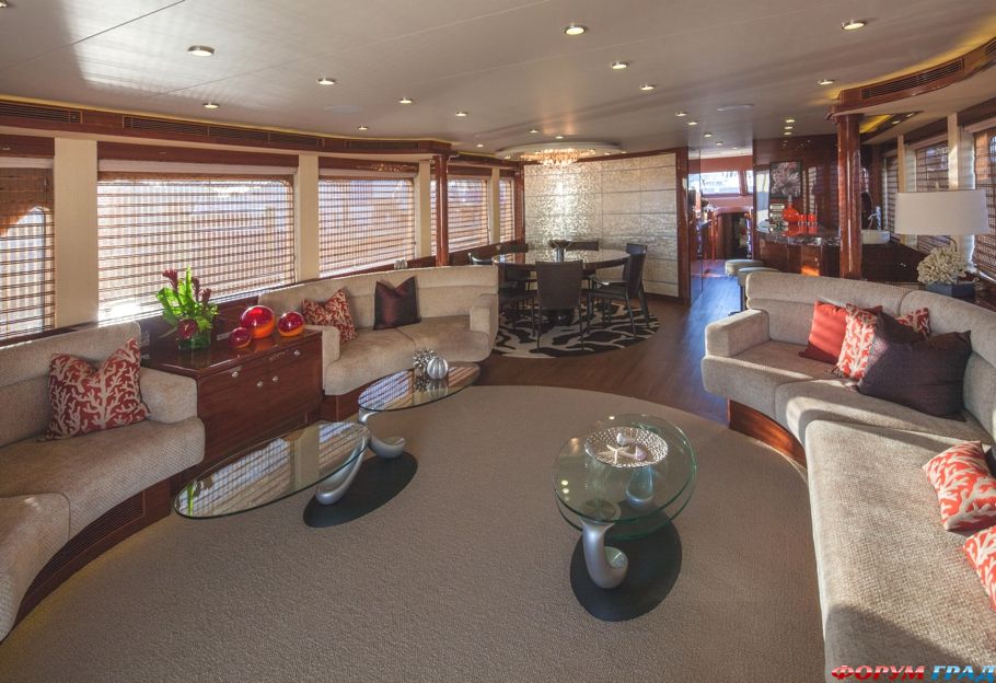 luxury-yacht-bravo-88-07