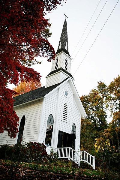 delightful-lil-church-wedding