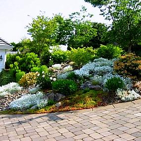 a-delightful-garden-of-stones-3