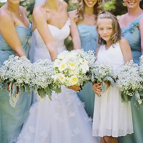 babys-breath-bridesmaid-bouquets-1