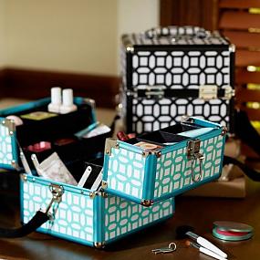 cool-makeup-storage-ideas-17