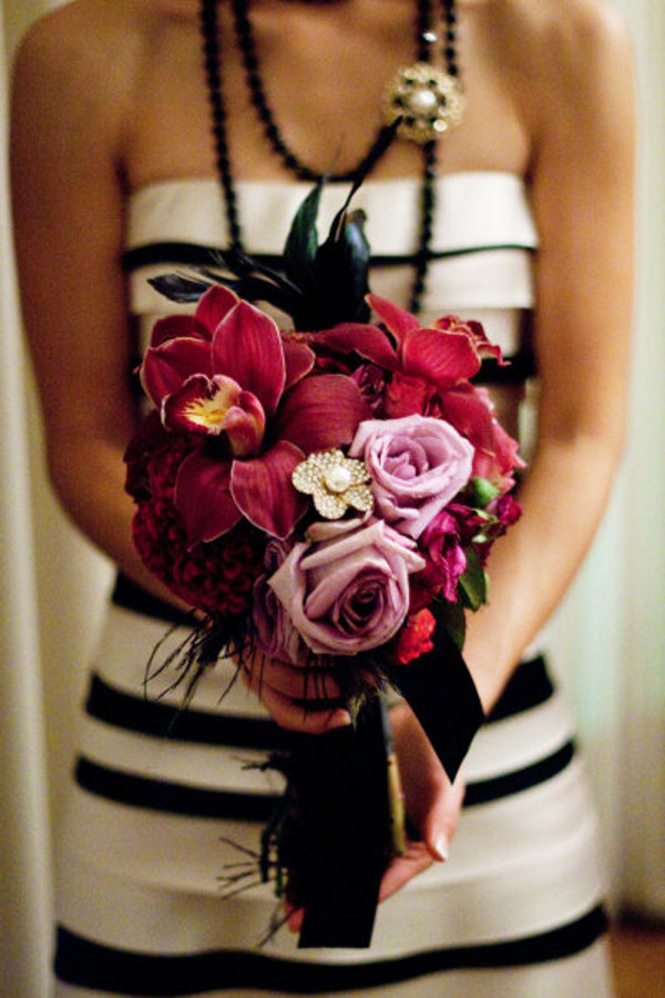 deep-red-bridal-bouquet