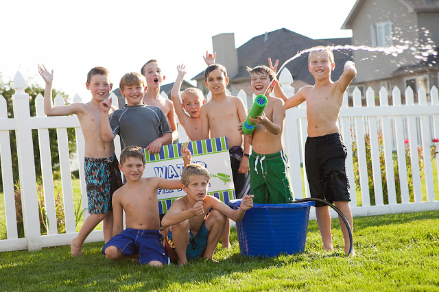 fun-outdoor-idea-for-a-kids-water-party-5