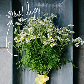 how-to-make-a-minimal-bridal-bouquet-7