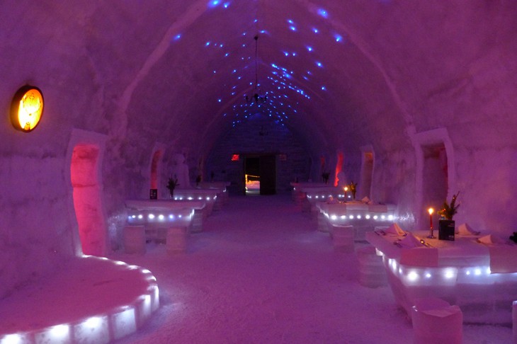 ice-hotel-11