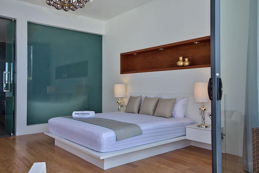 Спальня в отеле Mandalay Beach Villas