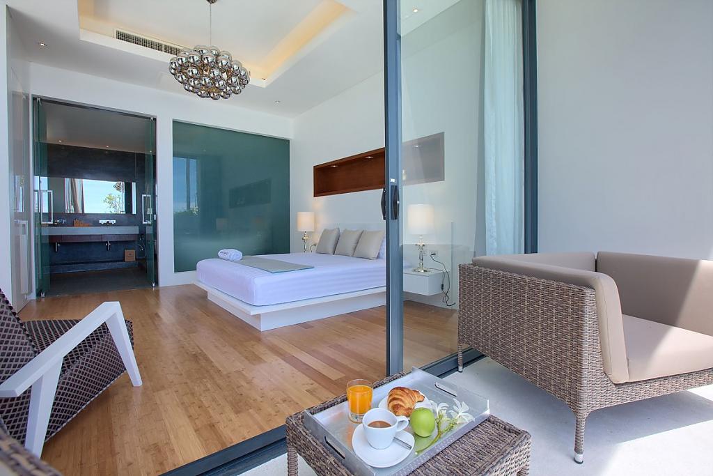 Спальня в отеле Mandalay Beach Villas