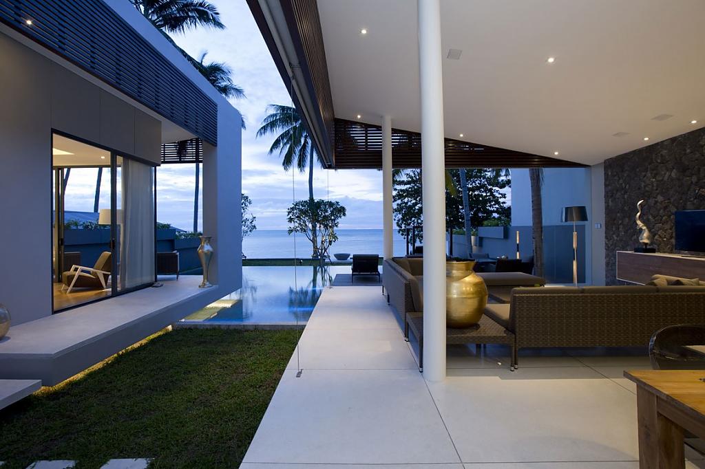 Отель Mandalay Beach Villas
