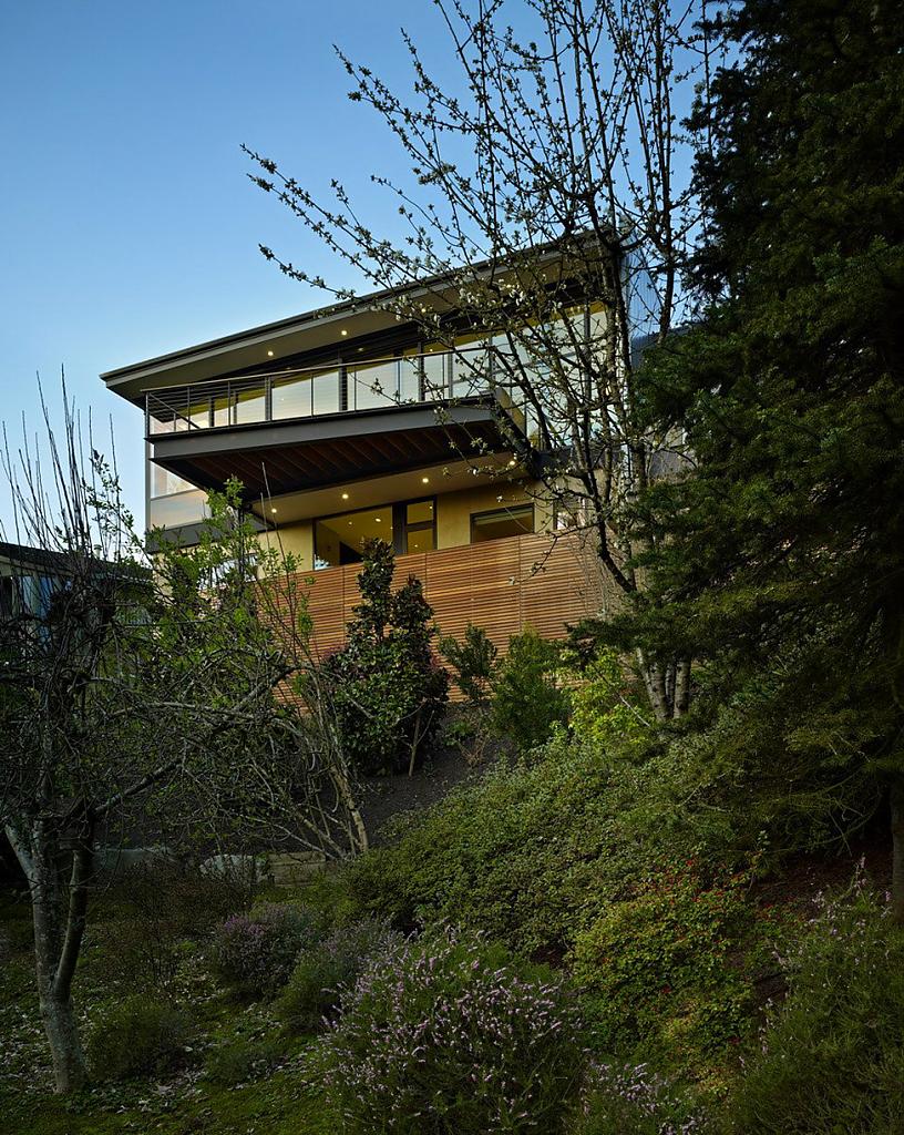 Дом в калифорнийском стиле: уютный особняк Hillside Modern () Дом в калифорнийском стиле: уютный особняк Hillside Modern