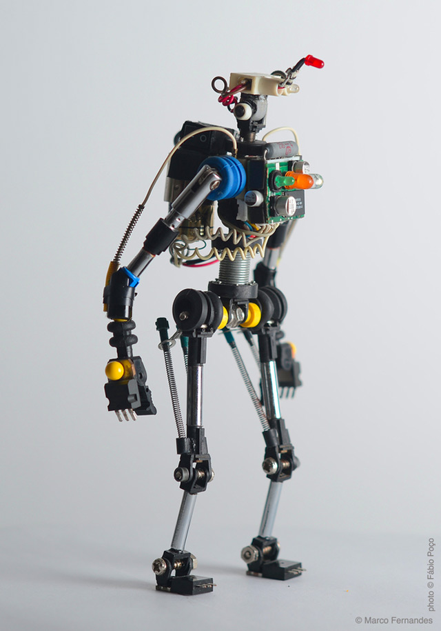 robot-from-the-trash