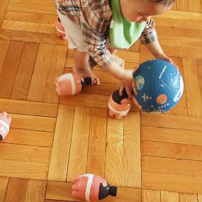 sumo-wrestler-plastic-bottle-bowling-pins-6