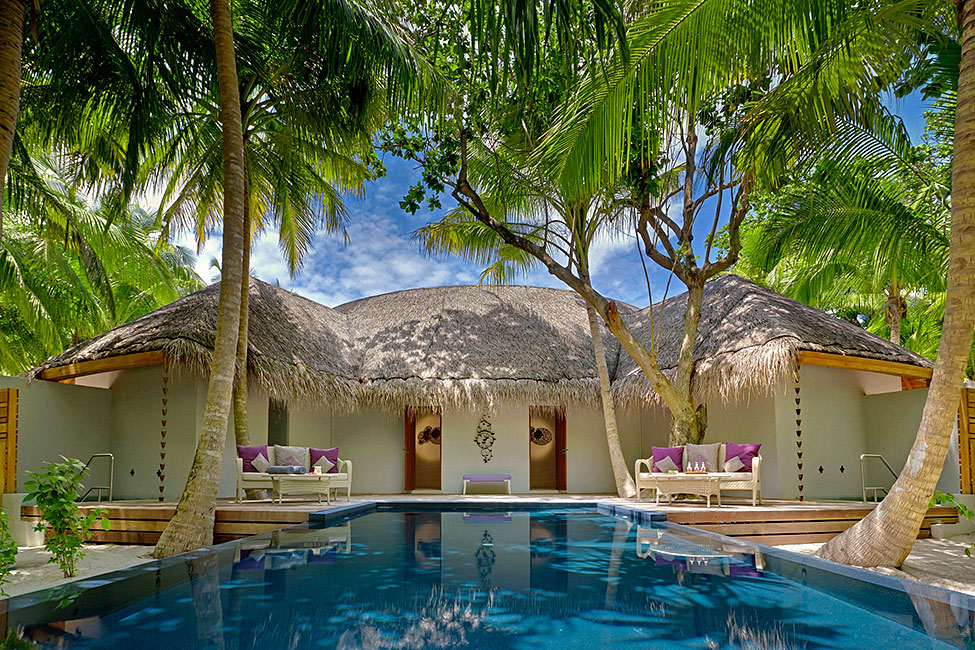 Отель Dusit Thani Maldives