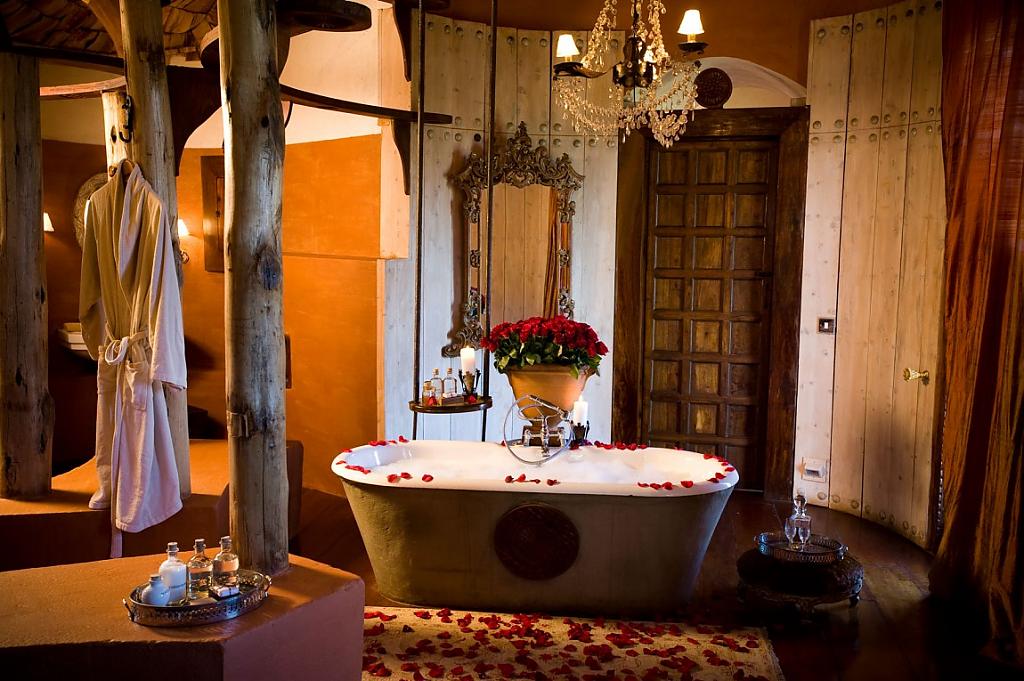 Отель Кратер Lodge