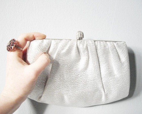 vintage-bridal-purses-13