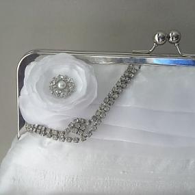 vintage-bridal-purses-35