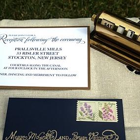 wood-veneer-wedding-invitations-1