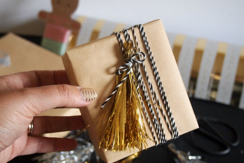 metallic-tinsel-tassel-06