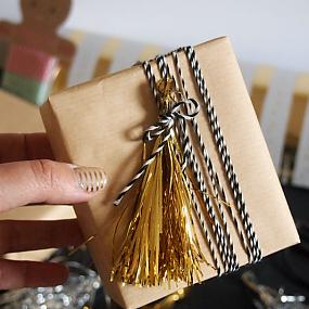 metallic-tinsel-tassel-06