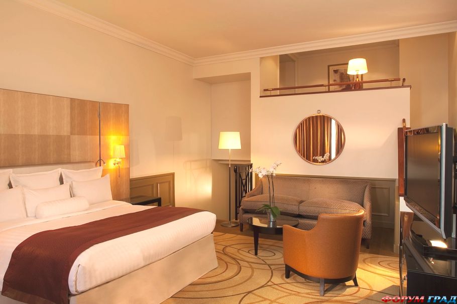 luxury-hotel-paris-france