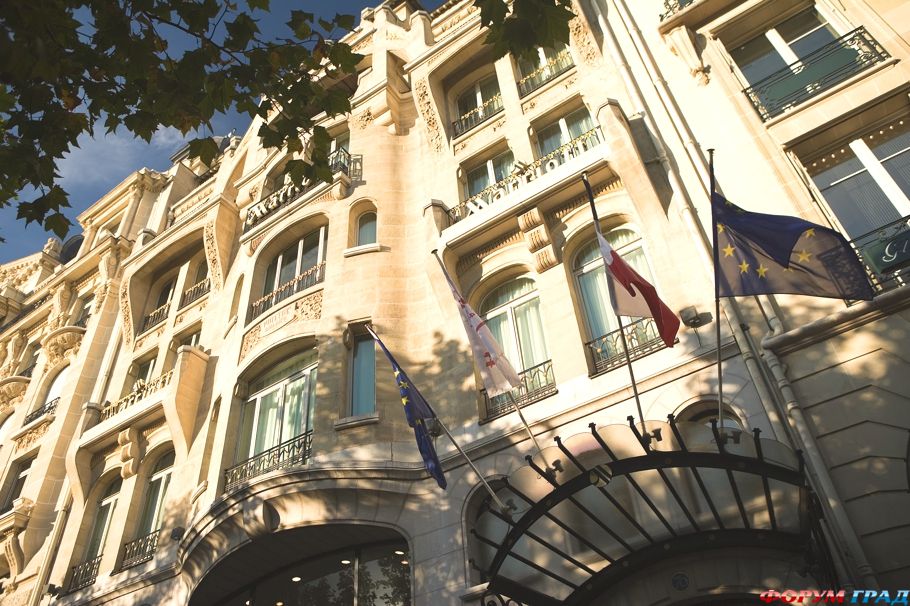 luxury-hotel-paris-france