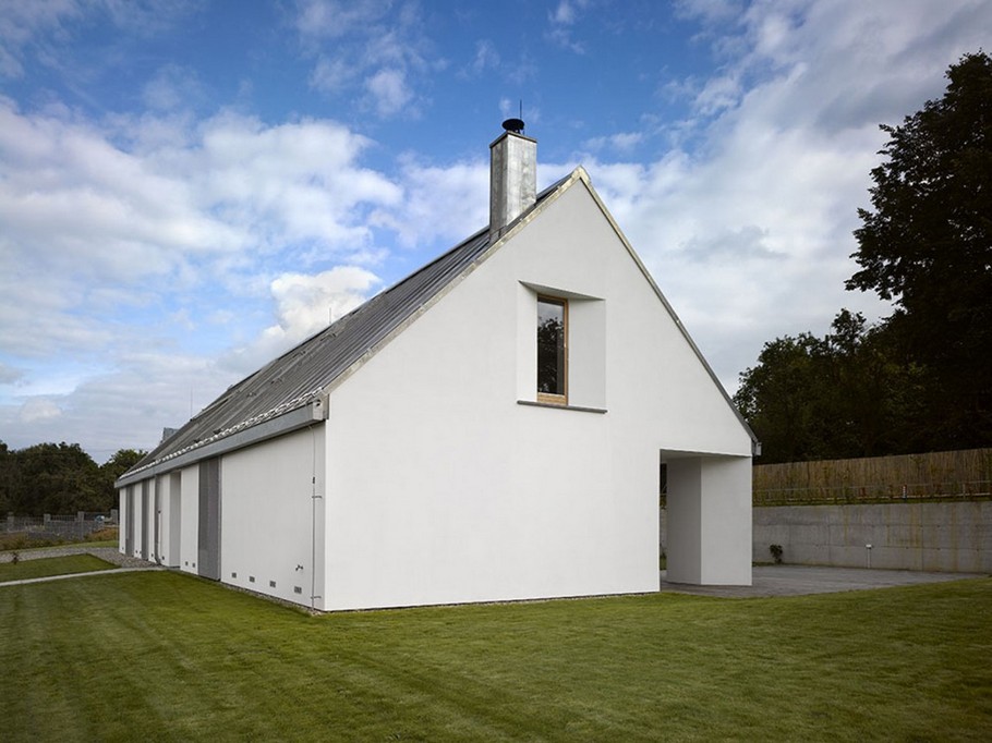alluring-family-house-in-klokocna-by-studio-pha