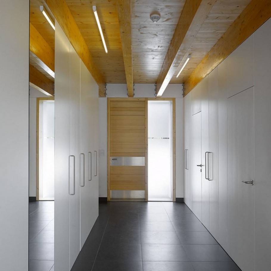 alluring-family-house-in-klokocna-by-studio-pha