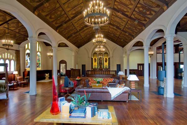 Extraordinary church in San Francisco converted into a modern residence Extraordinary church in San Francisco converted into a modern residence