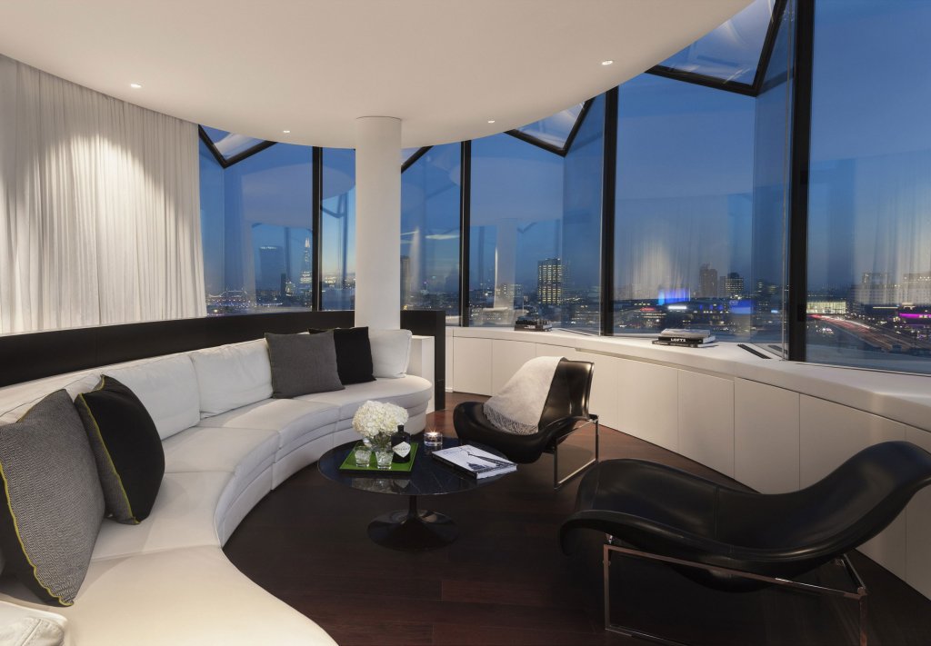 Необычный отель ME Hotel в Лондоне