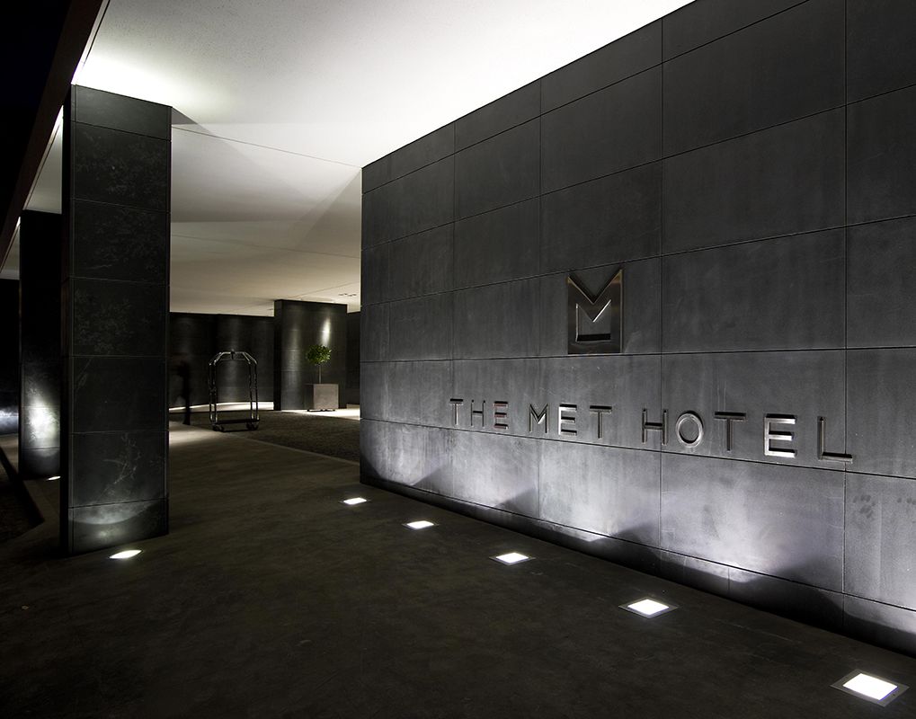Роскошный отель отель The Met Hotel в Салониках