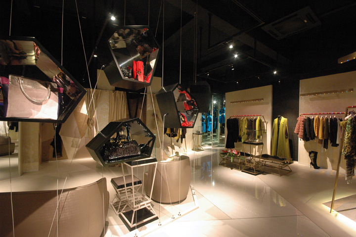Дизайн интерьера магазина одежды SC FASHION, Shanghai