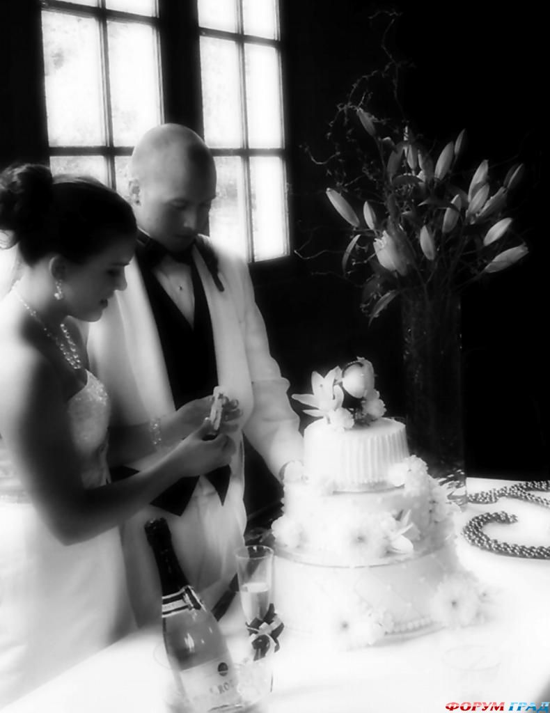 cutting-the-cake-ceremony-11