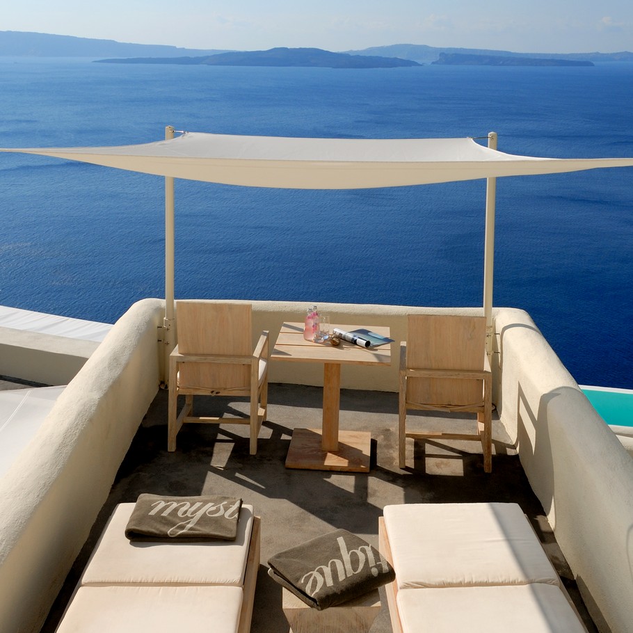 mystique-resort-santorini-greece