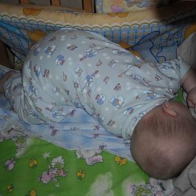 sleeping-babies-funny-pictures-16