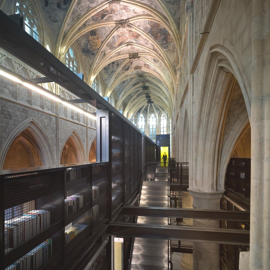 selexyz-dominicanen-bookshop-netherlands