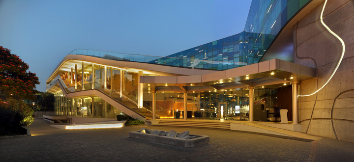 Роскошный отель Vivanta в Бангалоре